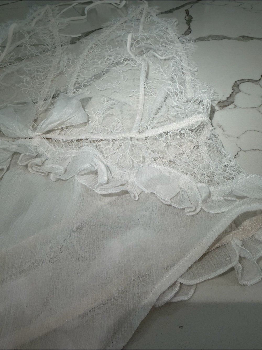 NWT Very Sexy Atelier Victoria's Secret Lace & silk Plunge Teddy white size L - Picture 3 of 11